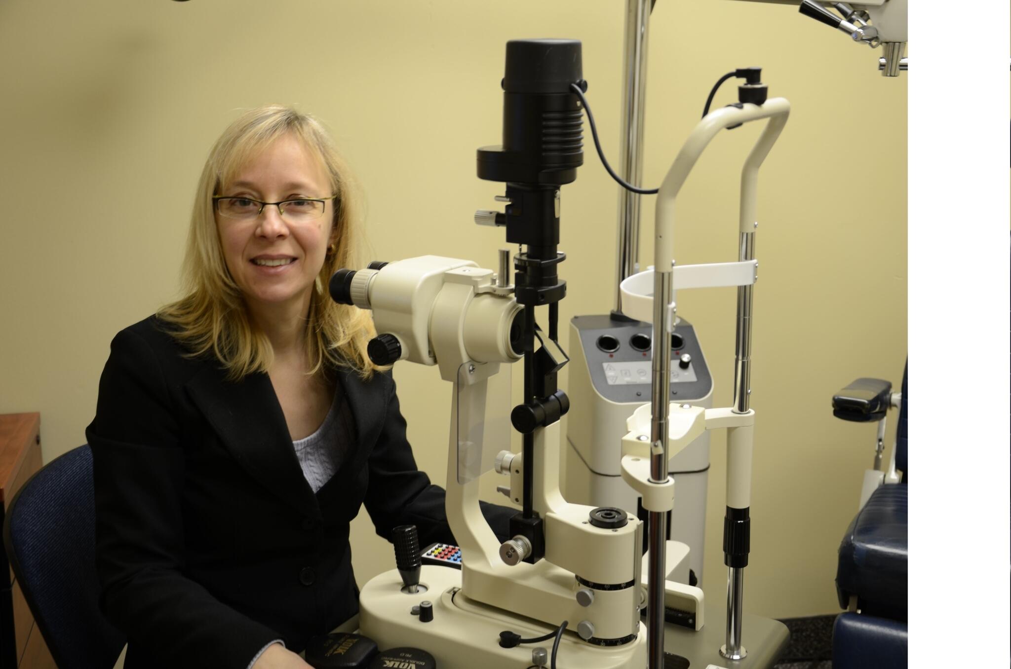 Maple Eyes Dr Michele Schmidt Associate Optometrists Vaughan