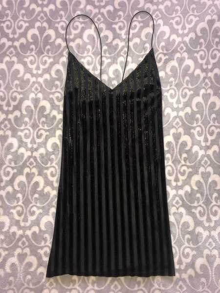 Forever 21 Black & Gold Striped Dress For $10 In Ajax, ON | For Sale & Free Nextdoor Forever 21 Black & Gold Striped Dress For $10 In Ajax, ON | For Sale & Free Nextdoor