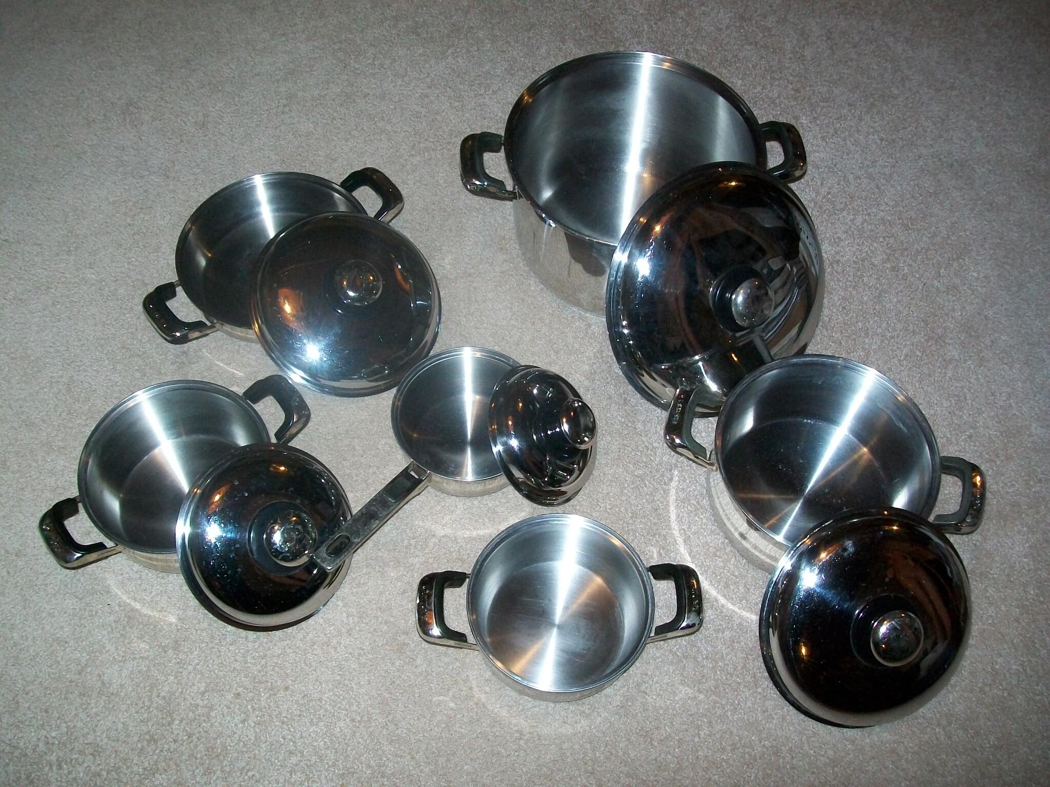CARRERA Surgical 18/10 Stainless Steel Pots & Pans 11 Piece Set Pre-owned  For $150 In Mississauga, ON | For Sale & Free — Nextdoor