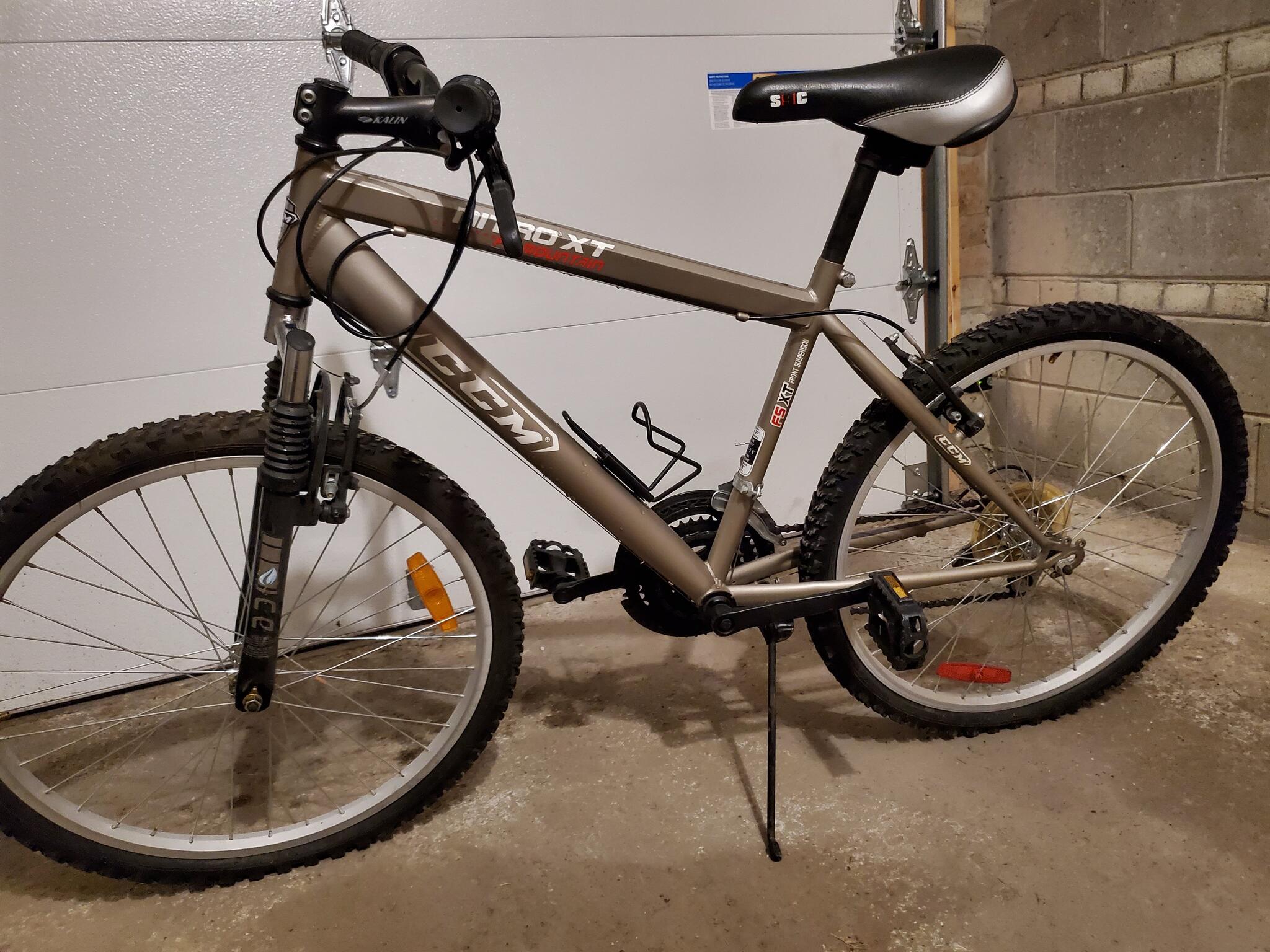 Ccm nitro xt hot sale mountain bike price