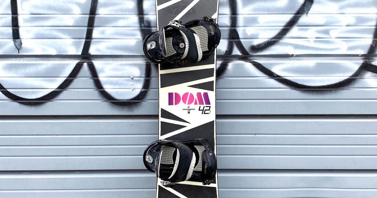 Burton Dom Grom 142cm Snowboard for 95 in Toronto ON For Sale