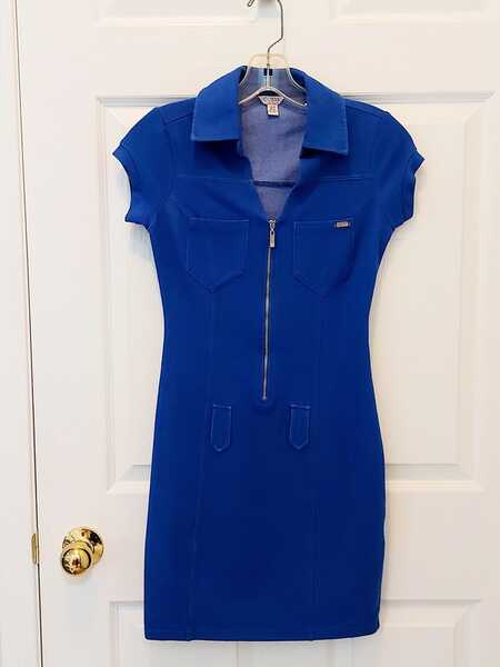 guess royal blue dress NWT! GUESS Royal Blue Knit Midi Body-con dress (Size Small)