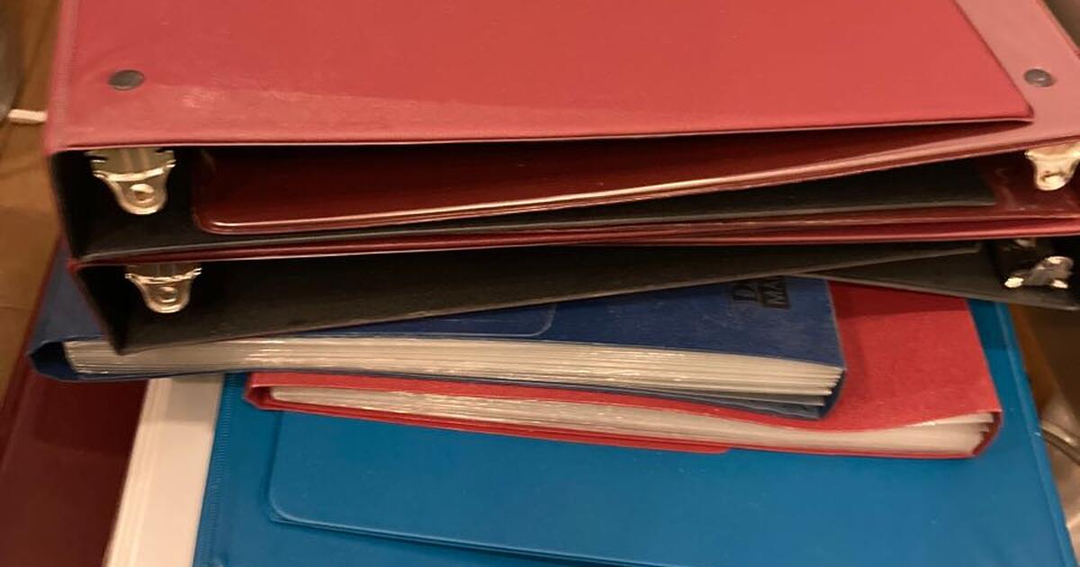 Free 3 hole binders for Free in Vancouver, BC Finds — Nextdoor